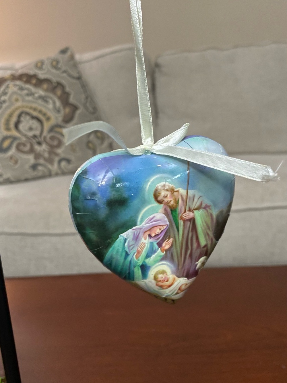Heart Shaped Christmas Ornament Nativity Scene Holiday Decoration